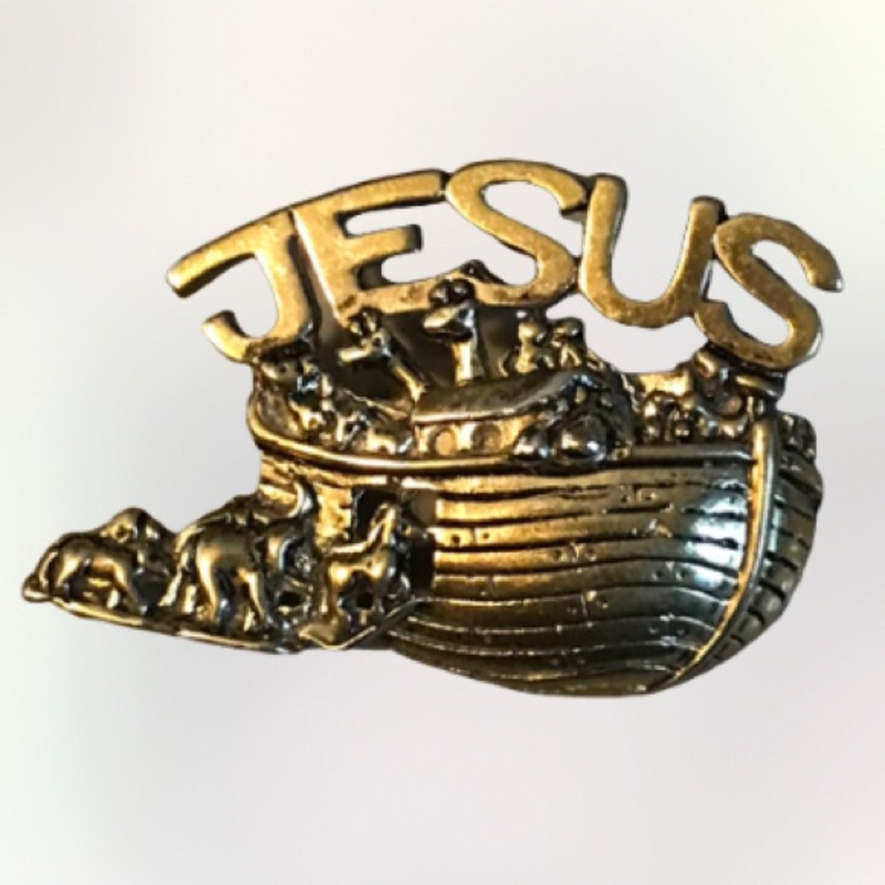 Vintage JESUS and the Ark Pin in Gold - Picture 3 of 4